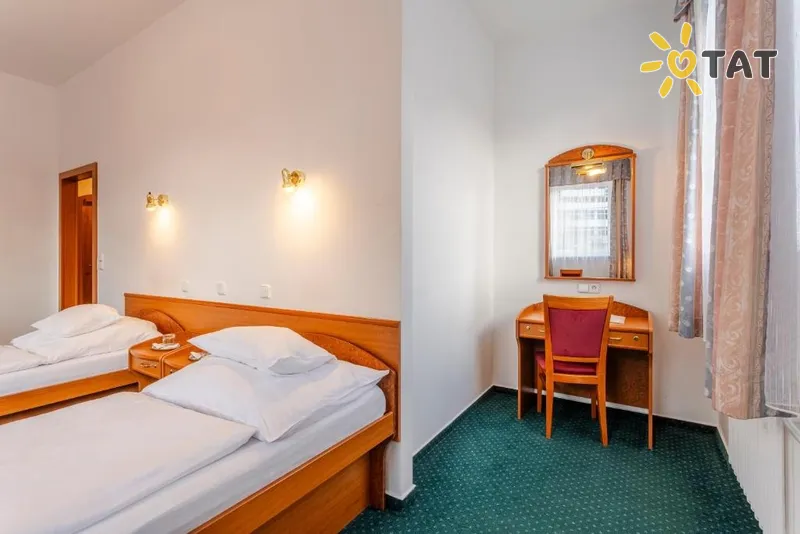 Фото отеля Curie 3* Jačimovs Čehu cipariem