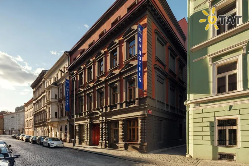 Фото отеля Embassy Prague 4* Prāga Čehu ārpuse un baseini
