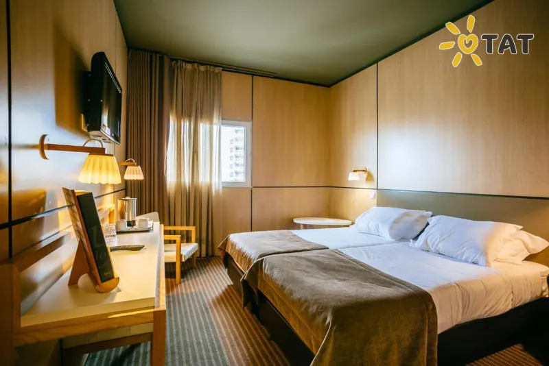 Фото отеля Axis Vermar Conference & Beach Hotel 4* Порту Португалия номера