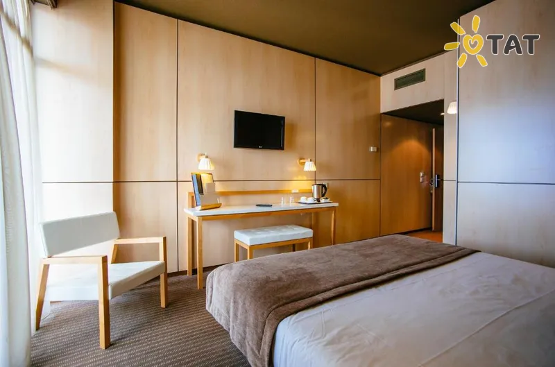 Фото отеля Axis Vermar Conference & Beach Hotel 4* Порту Португалия номера