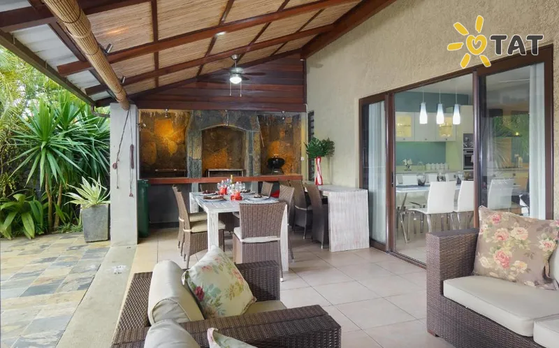 Фото отеля Bel Azur Beach Residence with LOV 4* о. Маврикий Маврикий бары и рестораны