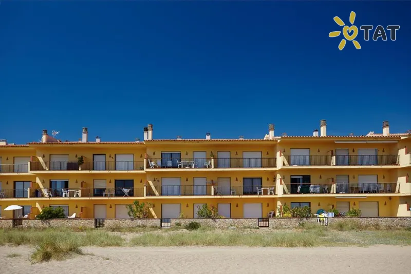 Фото отеля Les Dunes Apartaments 4* Kostabrava Spānija ārpuse un baseini
