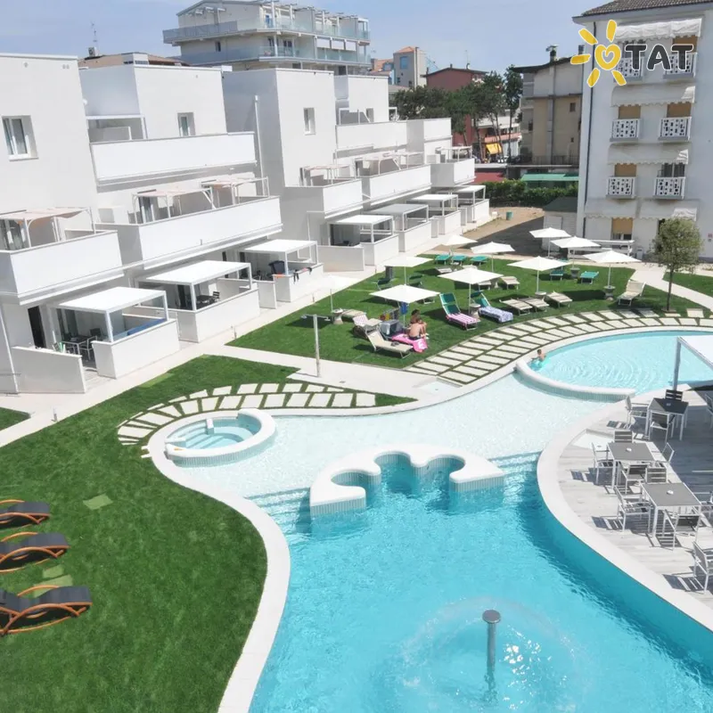 Фото отеля Marina Palace Hotel 4* Lido di Jesolo Italija išorė ir baseinai