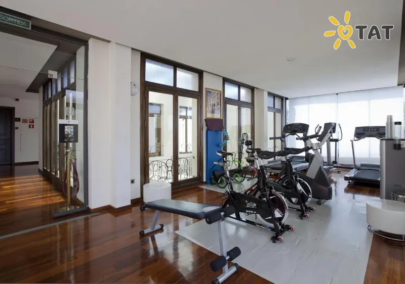 Фото отеля Suites Center Barcelona 4* Barselona Spānija sports un atpūta