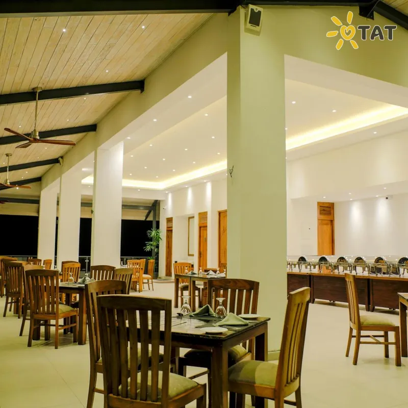 Фото отеля Oak Ray Heritage Hotel 4* Канді Шрі-Ланка бари та ресторани