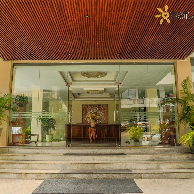Фото отеля Oak Ray Heritage Hotel 4* Канді Шрі-Ланка лобі та інтер'єр