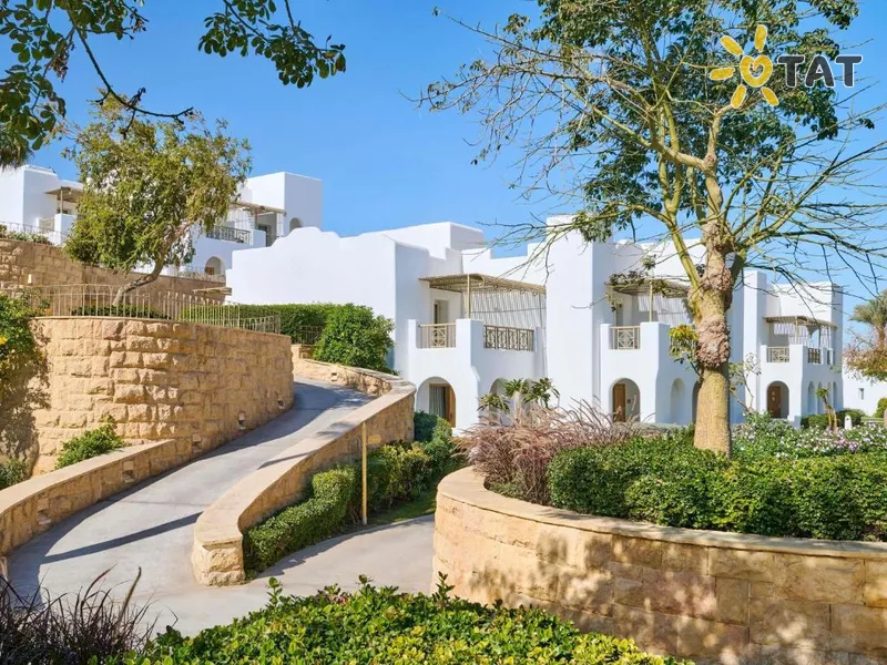 Фото отеля Novotel Beach Sharm El Sheikh 5* Шарм эль Шейх Египет экстерьер и бассейны