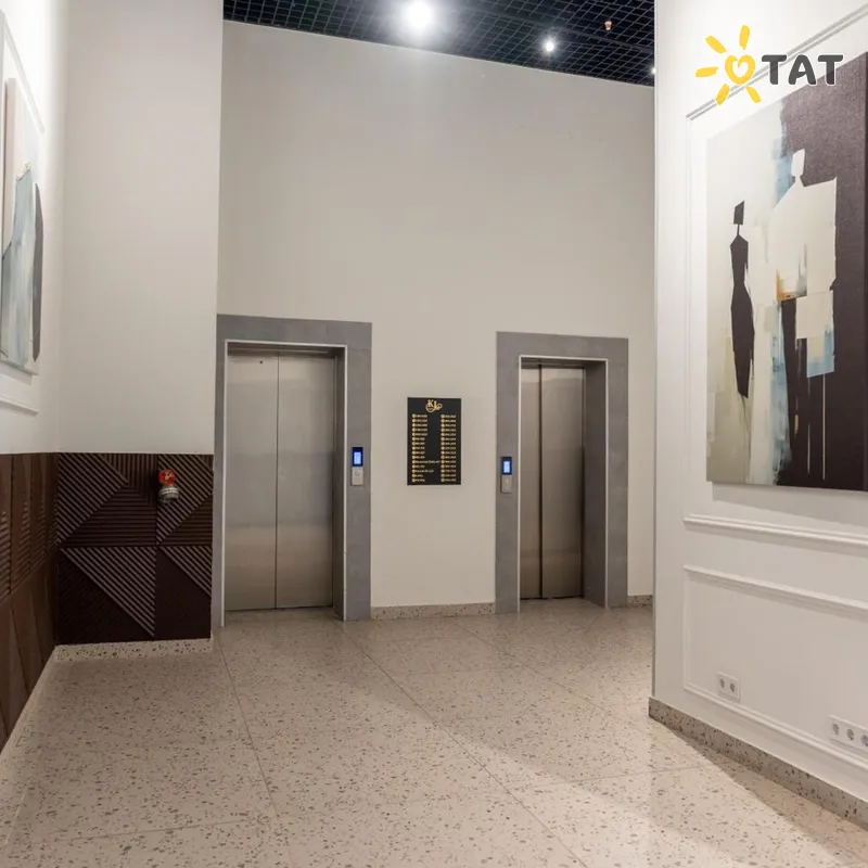 Фото отеля Komunna Luxe 4* Batumis Gruzija fojė ir interjeras