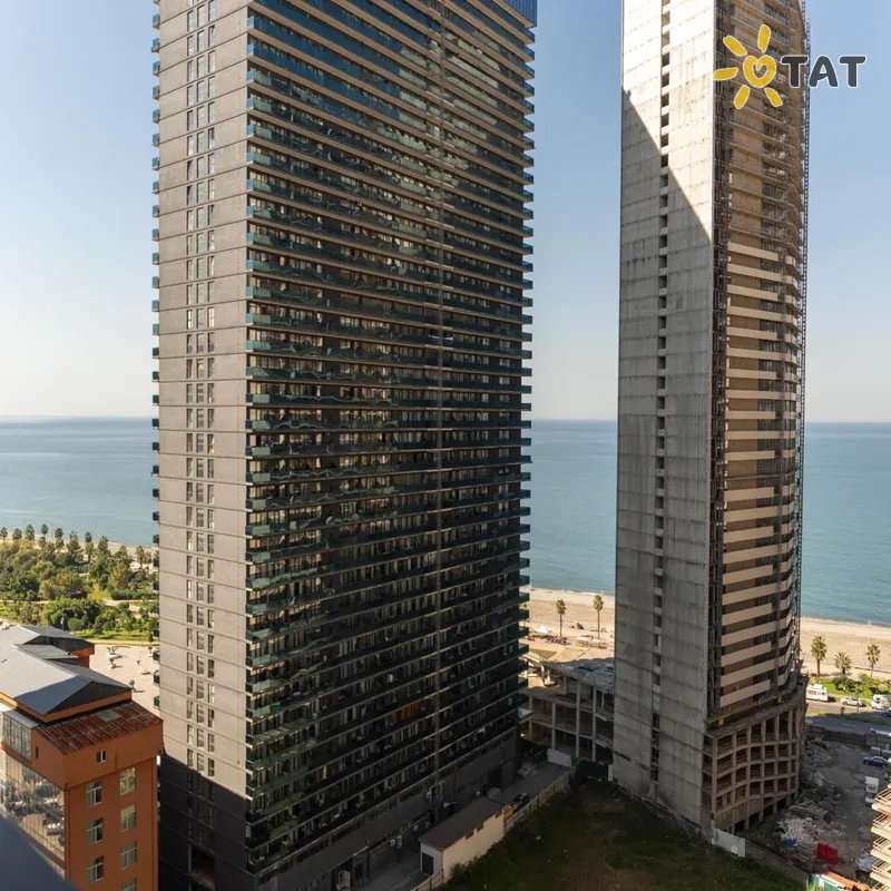 Фото отеля Komunna Luxe 4* Batumis Gruzija išorė ir baseinai
