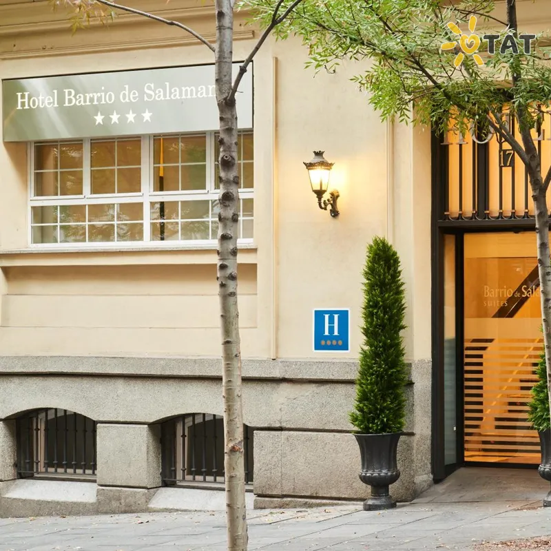 Фото отеля Suites Barrio de Salamanca 4* Мадрид Испания экстерьер и бассейны