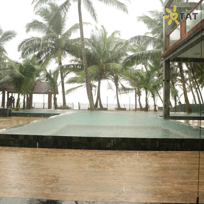 Фото отеля Hikka Sands & Spa 3* Hikaduva Šrilanka ārpuse un baseini