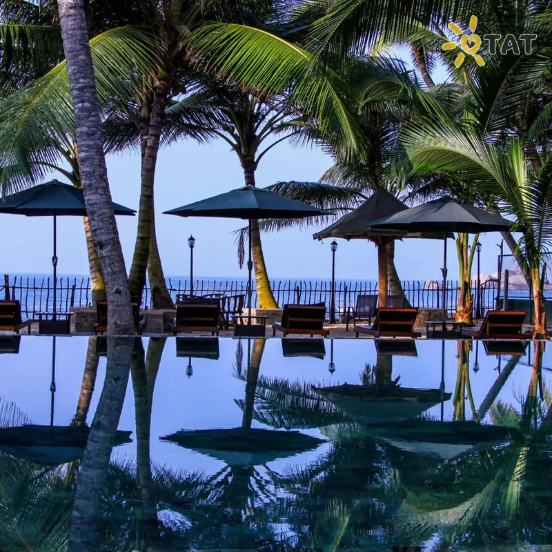 Фото отеля Hikka Sands & Spa 3* Hikaduva Šrilanka ārpuse un baseini