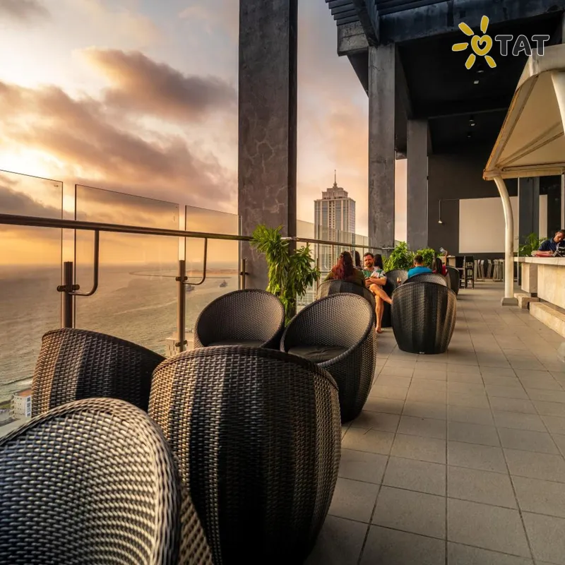 Фото отеля NH Collection Colombo 5* Kolombas Šri Lanka barai ir restoranai