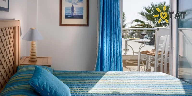 Фото отеля Alesahne Beach Hotel 4* о. Санторини Греция номера