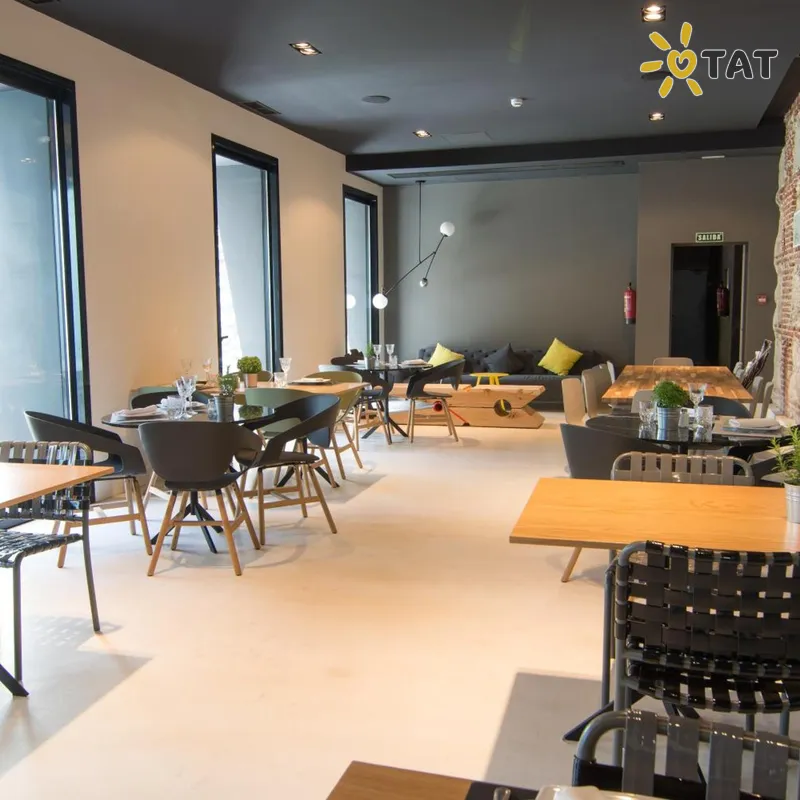 Фото отеля Petit Palace Santa Barbara 4* Мадрид Испания бары и рестораны