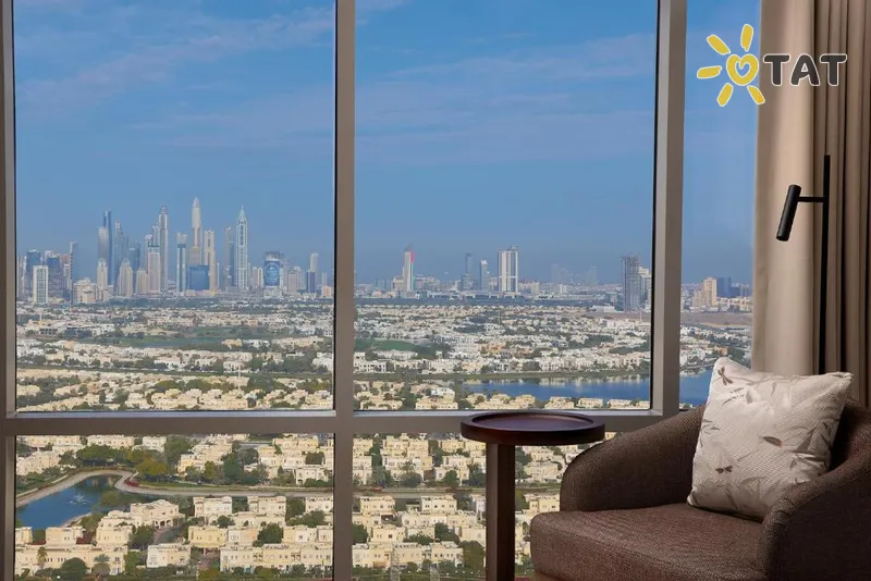Фото отеля Local Dubai at JVT by First Collection 4* Dubajus JAE išorė ir baseinai