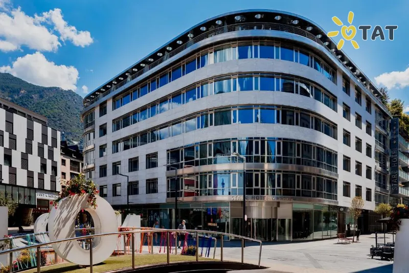 Фото отеля Starc by Pierre & Vacances Andorra Hotel 4* Andora La Velja Andora išorė ir baseinai