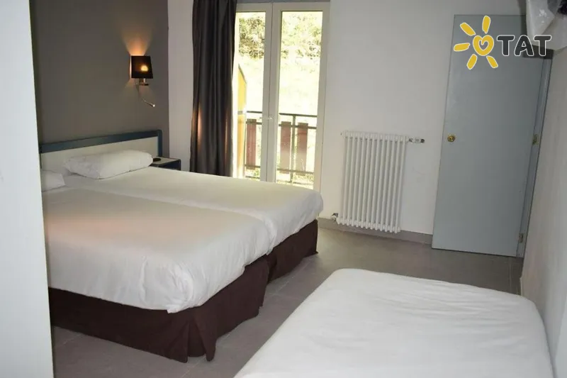 Фото отеля Victoria Hotel 3* Ла Массана Андорра номера