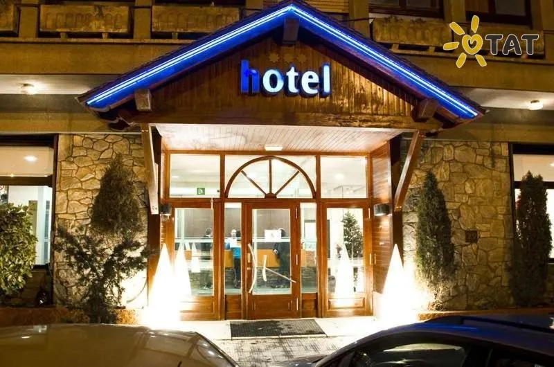 Фото отеля Victoria Hotel 3* Ла Массана Андорра экстерьер и бассейны