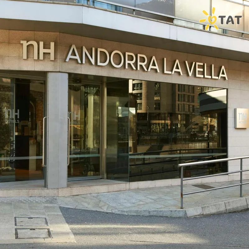 Фото отеля NH Andorra la Vella 4* Andora la Velja Andora ārpuse un baseini