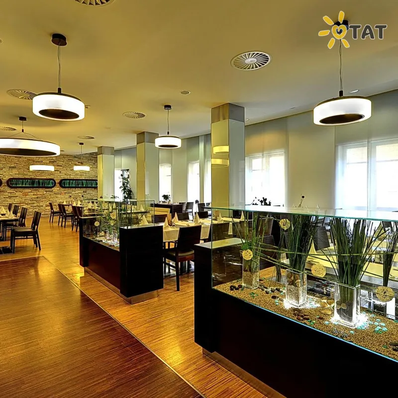 Фото отеля Royal Regent 4* Karlovi Varai Čekija barai ir restoranai