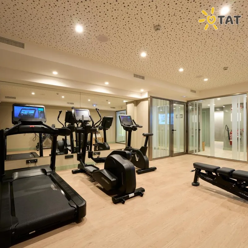 Фото отеля Catalonia La Maquinista 4* Барселона Испания спорт и досуг