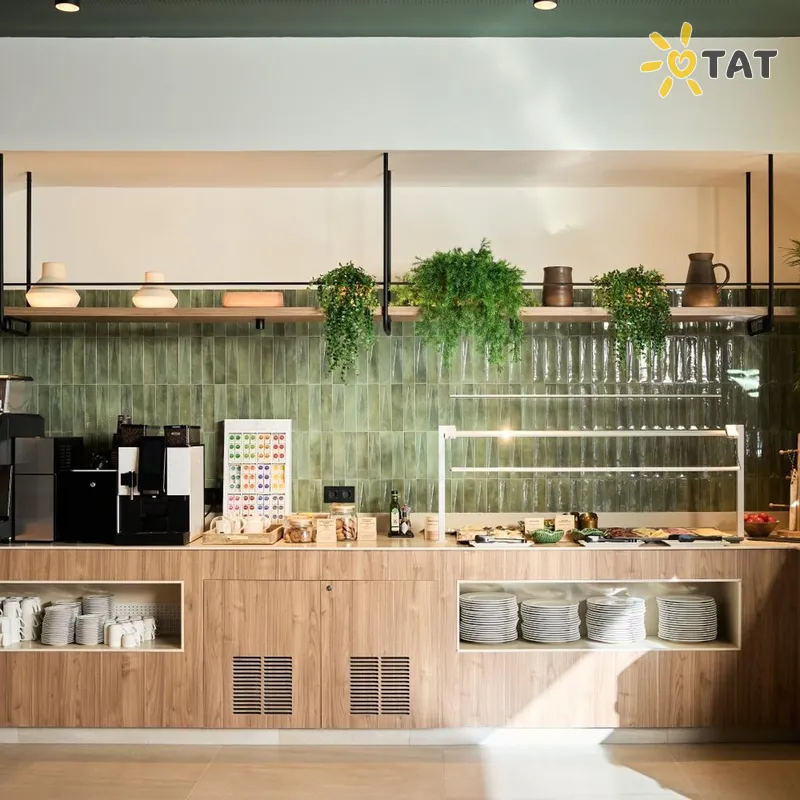 Фото отеля Catalonia La Maquinista 4* Барселона Испания бары и рестораны