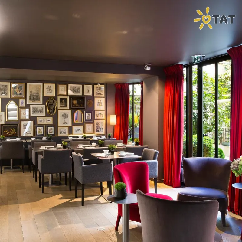 Фото отеля Moliere 4* Париж Франція бари та ресторани