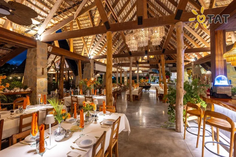 Фото отеля Les Lauriers Eco Hotel & Restaurant 2* о. Праслин Сейшельские о-ва бары и рестораны