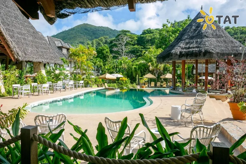 Фото отеля Les Lauriers Eco Hotel & Restaurant 2* о. Праслин Сейшельские о-ва экстерьер и бассейны