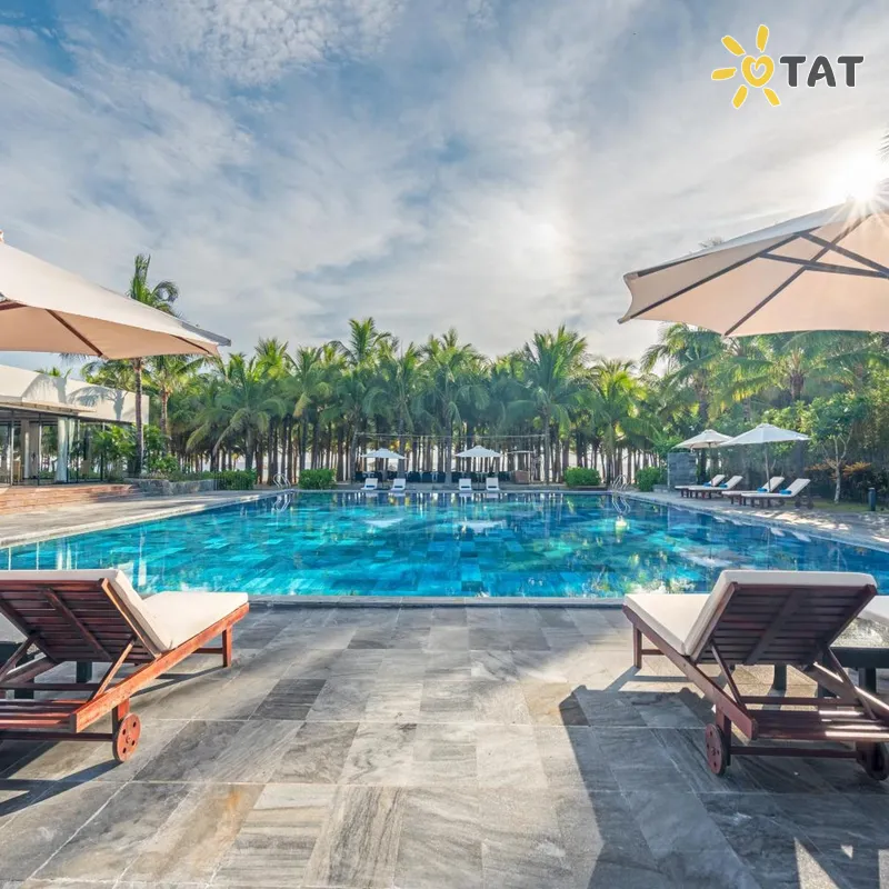 Фото отеля Grandvrio Ocean Resort Danang 5* Дананг Вьетнам экстерьер и бассейны