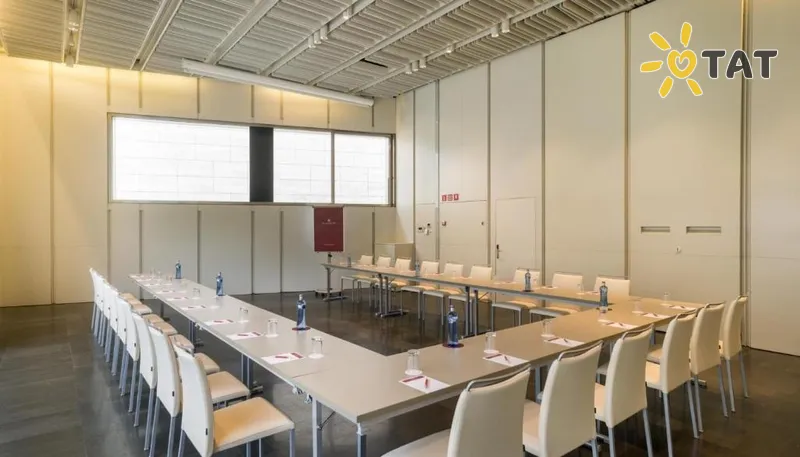 Фото отеля NH Constanza 4* Barselona Spānija cits