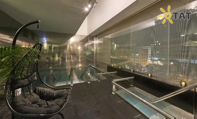 Фото отеля NH Constanza 4* Barselona Spānija vestibils un interjers