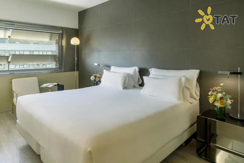 Фото отеля NH Constanza 4* Barselona Spānija cipariem