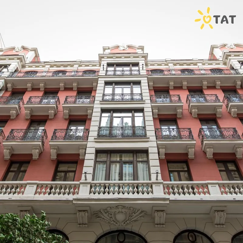 Фото отеля Petit Palace Ducal Chueca 3* Мадрид Испания экстерьер и бассейны