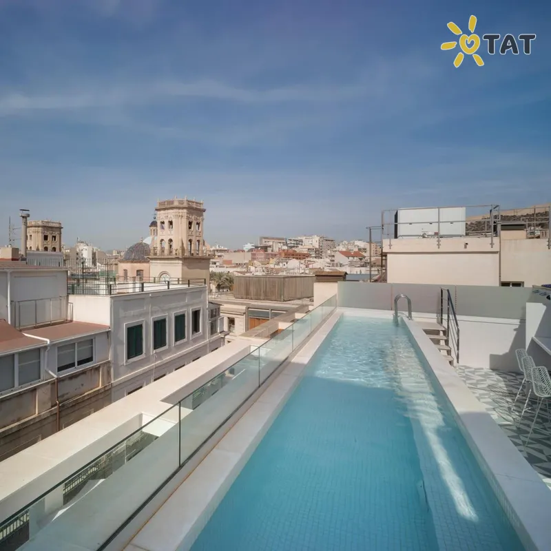 Фото отеля DormirDCine Alicante 4* Коста Бланка Испания экстерьер и бассейны