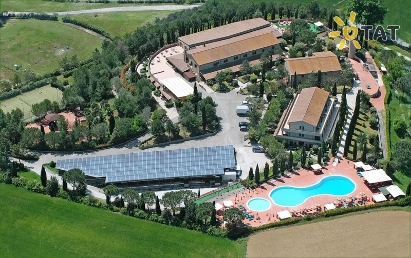 Фото отеля Fattoria Belvedere Hotel 4* Тоскана Италия экстерьер и бассейны