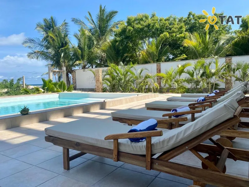 Фото отеля YU Resort 4* Момбаса Кения экстерьер и бассейны