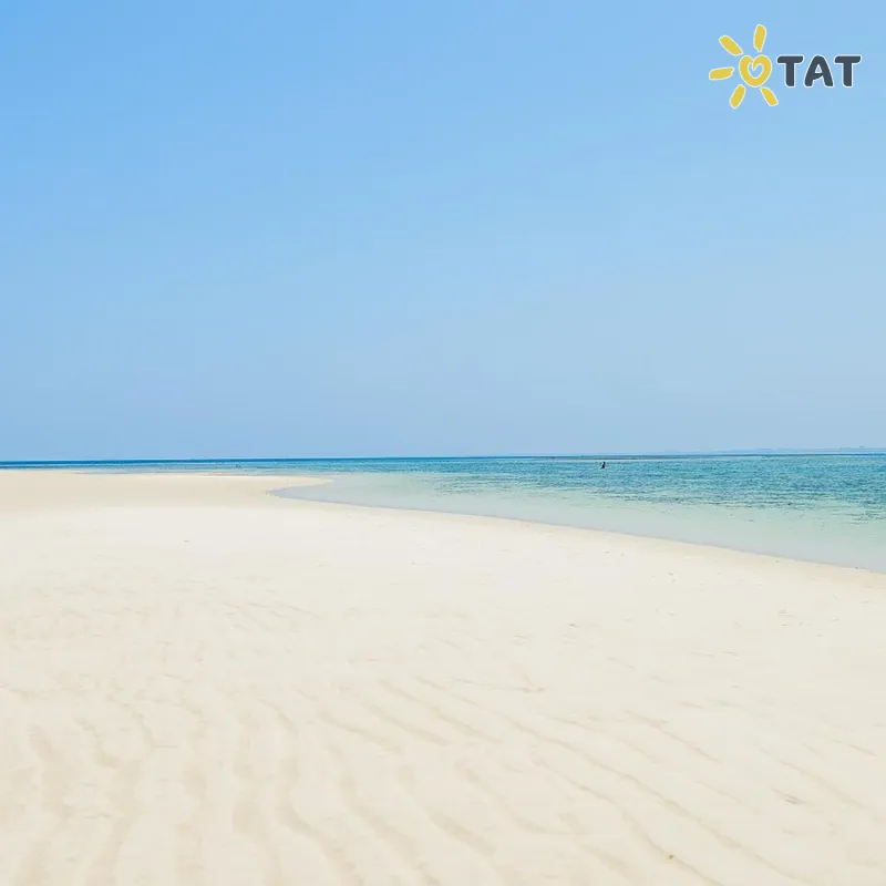 Фото отеля YU Resort 4* Момбаса Кения пляж