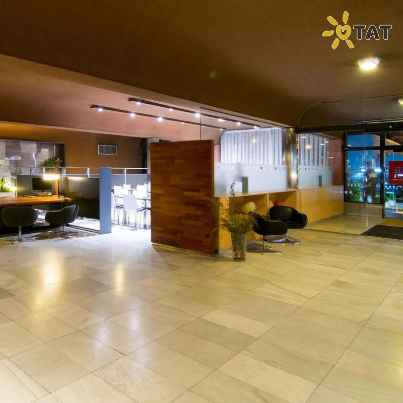 Фото отеля America Igualada Hotel 3* Барселона Испания лобби и интерьер