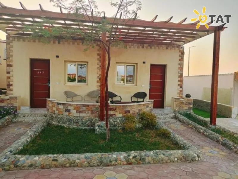 Фото отеля Dolphin Continental Hotel 3* Эль Кусейр Египет экстерьер и бассейны