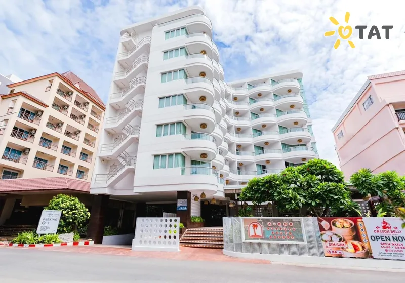 Фото отеля A-One Pattaya Beach Resort 4* Паттайя Таїланд екстер'єр та басейни
