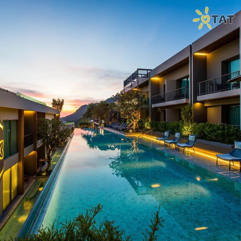 Фото отеля Fusion Suites Phuket Patong 5* о. Пхукет Таиланд экстерьер и бассейны