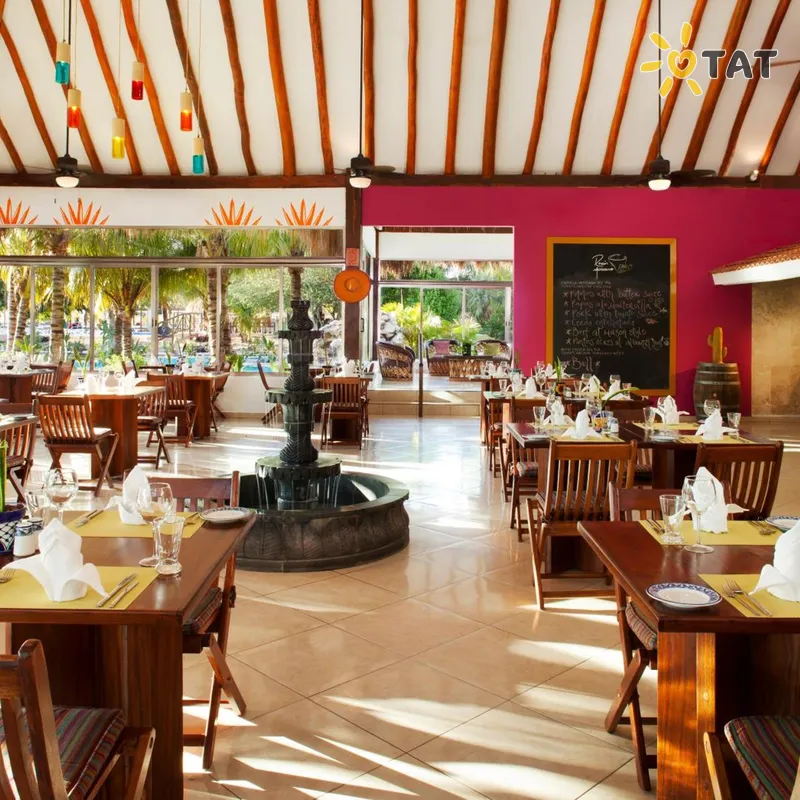 Фото отеля El Dorado Casitas Royale 5* Ривьера Майя Мексика бары и рестораны