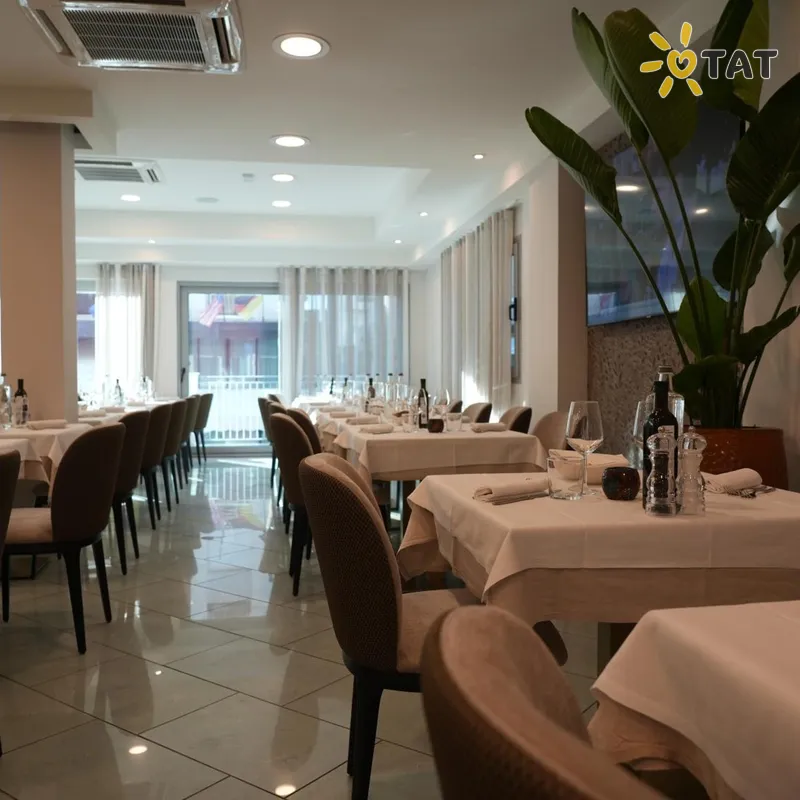 Фото отеля Regal Hotel 4* Римини Италия бары и рестораны