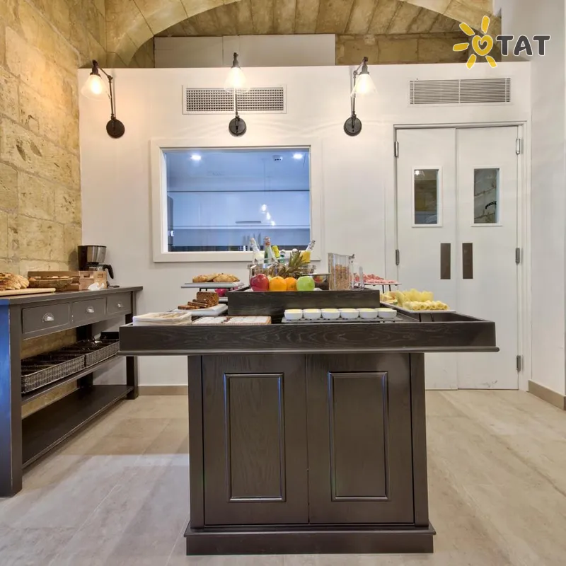 Фото отеля 66 Saint Paul's 4* Valleta Malta bāri un restorāni