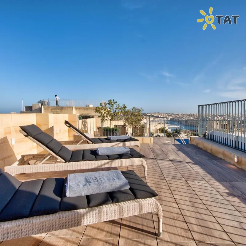 Фото отеля 66 Saint Paul's 4* Valleta Malta ārpuse un baseini