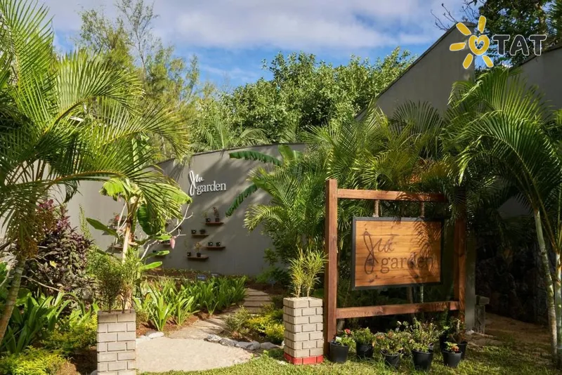 Фото отеля The St. Regis Le Morne Resort 5* apie. Mauricijus Mauricijus išorė ir baseinai