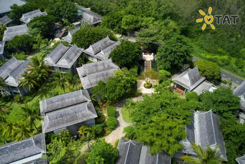 Фото отеля The St. Regis Le Morne Resort 5* apie. Mauricijus Mauricijus išorė ir baseinai