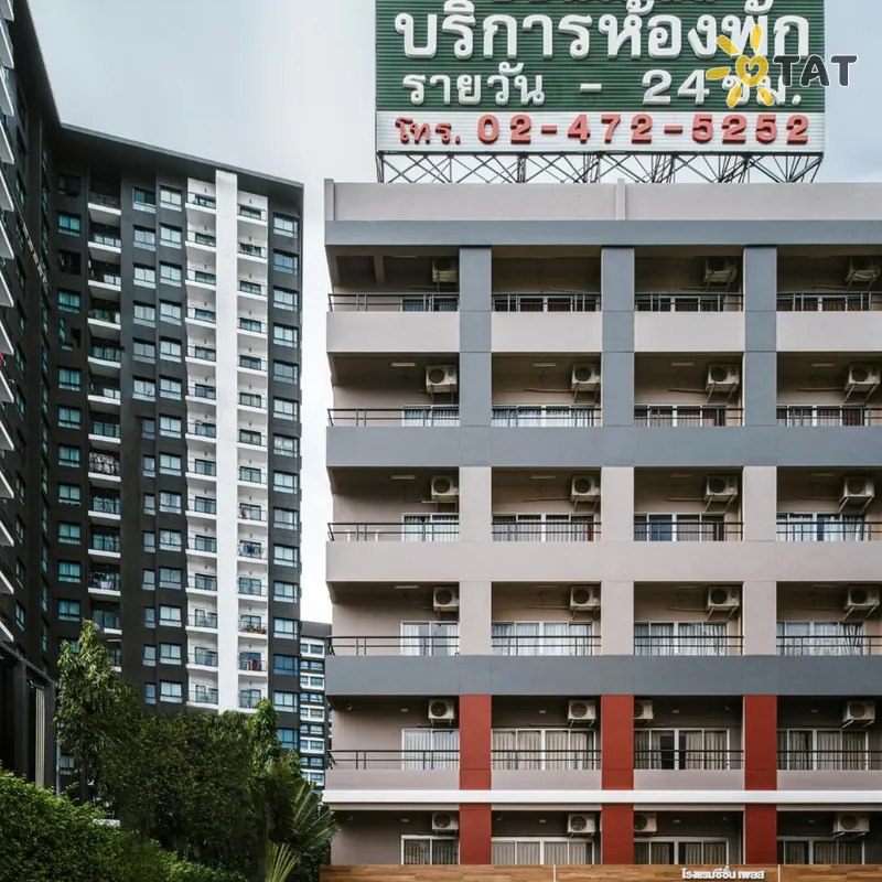 Фото отеля Season Place 3* Бангкок Таиланд экстерьер и бассейны